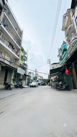 Bán nhà lô góc không lộ giới đường 10m quang trung gò vấp 7802429