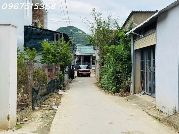 Nhà tại vĩnh ngọc góc 2 mặt tiền 3 tầng ngang gân 16m sẵn 6 7804241