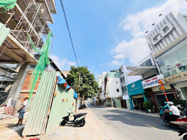 Quận 3: chính chủ  bán nhà 5 tầng mặt tiền trần quang diệu- 7804467