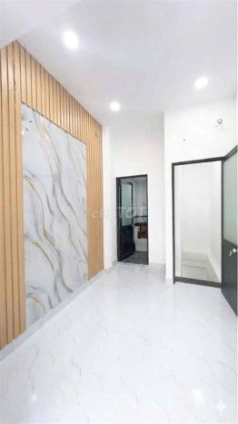 Nhà chính chủ - sổ hồng riêng tại đường đoàn văn bơ, phường 7805813