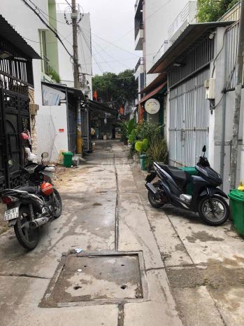 Nhà vị trí đẹp- giá tốt chính chủ bán nhanh căn nhà đường 7805825