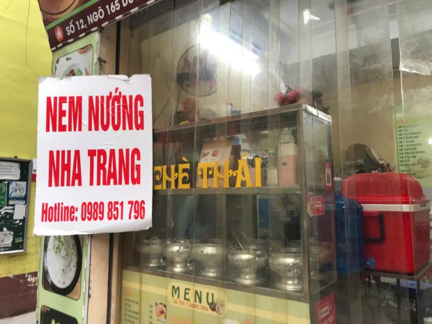 Sang nhượng cửa hàng chè thái và nem nướng nha trang  cầu 7807322