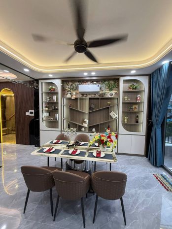 Bán nhà 92m²  gia nhinh 4 ty  đường 6m, gần tô ký 7807364
