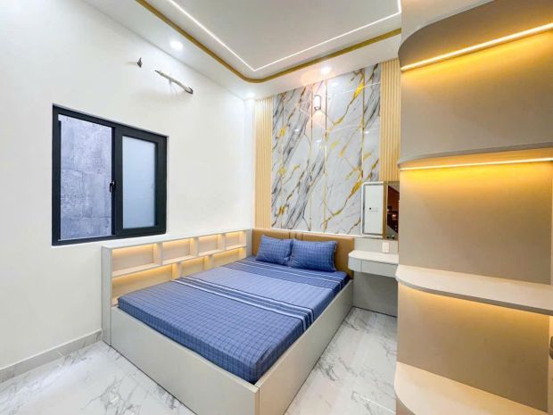 Nhà cạnh phú mỹ hưng, có phòng ngủ tầng trệt, ngang hơn 6m, 7809625