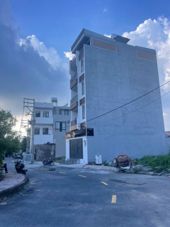 Nhà vị trí đẹp  chính chủ cần bán căn nhà 5 tầng đường lê 7811065