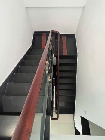 Nhà 4 tầng 6x24 mới đẹp hẻm xe hơi  ngay cục thi hành án 7811163