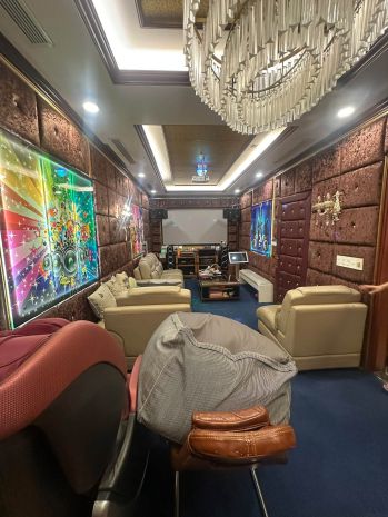 Ban biêt thư ngo ô tô tranh phô trung kinh 7812980