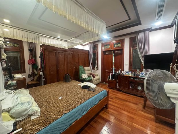 Ban biêt thư ngo ô tô tranh phô trung kinh 7812984