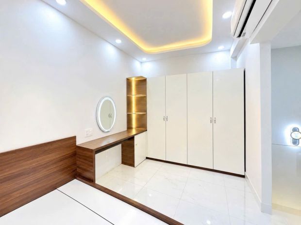 Ngộp,bán nhà huỷnh tấn phát, ngang 5m, 4pn 3wc, 3 tầng, chỉ 7813986