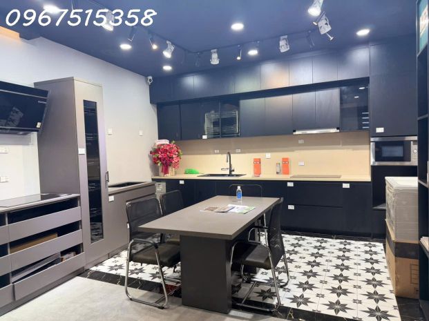 Tòa nhà 5 tầng thang máy 3 mặt tiền đường tố hữu 30m  dt 7816719